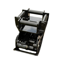 Load image into Gallery viewer, Viper 1300 timber grab showing rotator gear teeth and hydraulic hose fittings